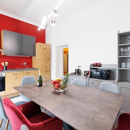 New Shalalaliving Vienna Spacious Home For Family & Friends Екстер'єр фото