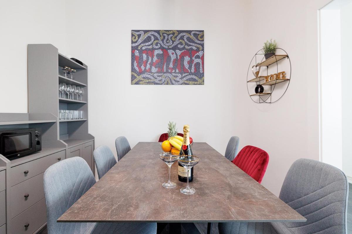 New Shalalaliving Vienna Spacious Home For Family & Friends Екстер'єр фото